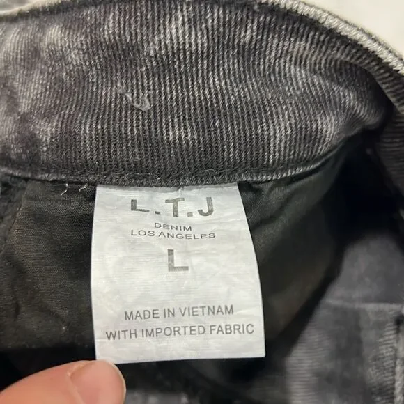 L.T.J. Letter To Juliet raw hem cutoff washed black denim jean shorts Large NWT - Picture 14 of 14